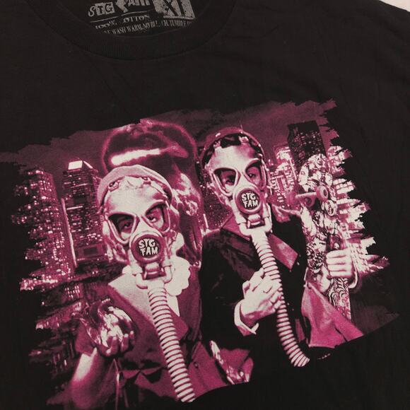 STG Fam Graphic Short Sleeve Crew Neck T-Shirt Mens Size Extra Large XL Black - Picture 4 of 10